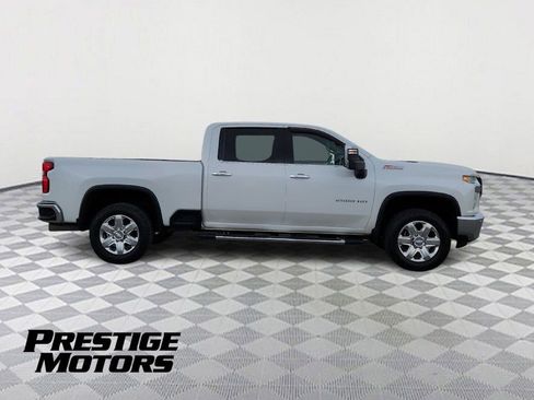 Used 2020 Chevrolet Silverado 2500 LTZ w/ LTZ Plus Package image 8