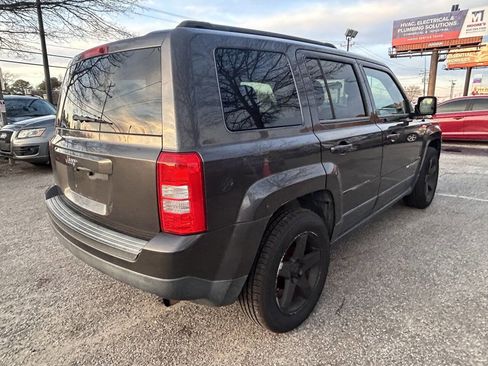Used 2014 Jeep Patriot Sport w/ Power Value Group image 6