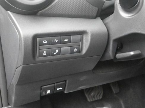 New 2025 Nissan Kicks Play S image 13