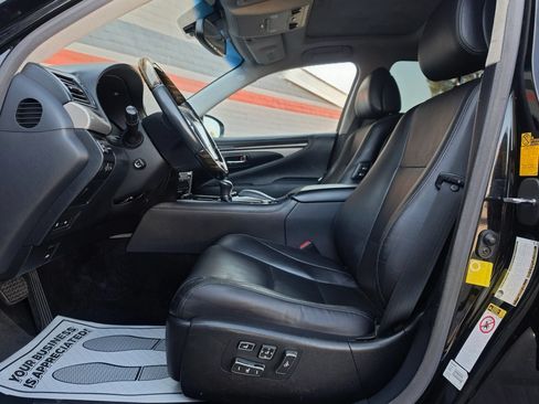 Used 2014 Lexus LS 460 w/ Comfort Package RWD image 39