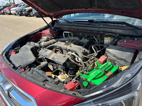 Used 2018 Subaru Outback 2.5i Premium AWD/4WD image 39