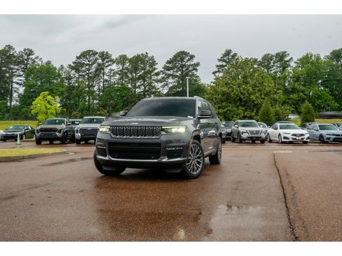 Used 2022 Jeep Grand Cherokee L Summit AWD/4WD image 1