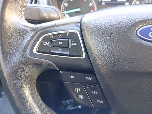 Used 2020 Ford EcoSport SE w/ SE Convenience Package image 18