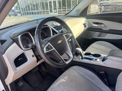Used 2011 Chevrolet Equinox LS w/ Bluetooth Package image 24