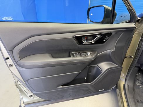 Certified 2026 Subaru Forester Touring AWD/4WD image 9