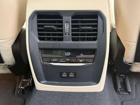 Used 2023 BMW 330i xDrive Sedan w/ Driving Assistance Package image 15