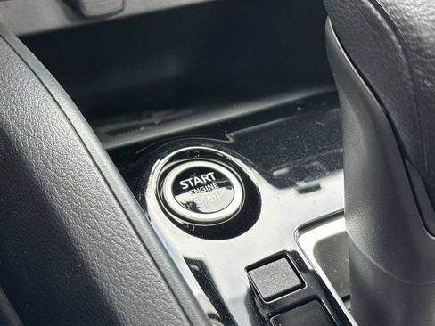 New 2025 Nissan Versa SV w/ Trunk Package FWD image 18