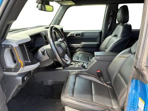 Used 2023 Ford Bronco Badlands w/ Sasquatch Package AWD/4WD image 10