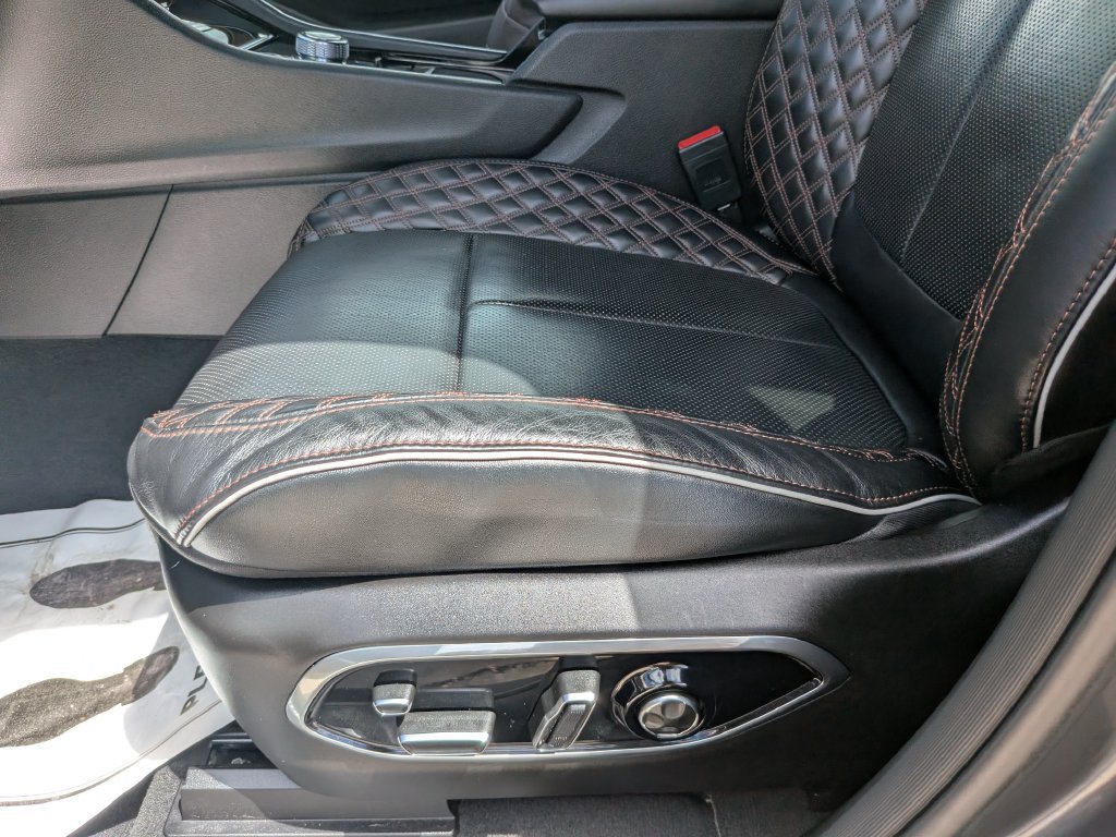 Used 2022 Jeep Grand Cherokee Summit w/ Adv Protech Group IV RWD image 22