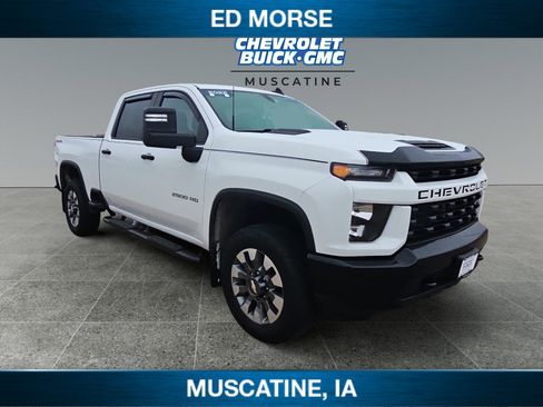 Used 2022 Chevrolet Silverado 2500 Custom w/ Custom Value Package image 7