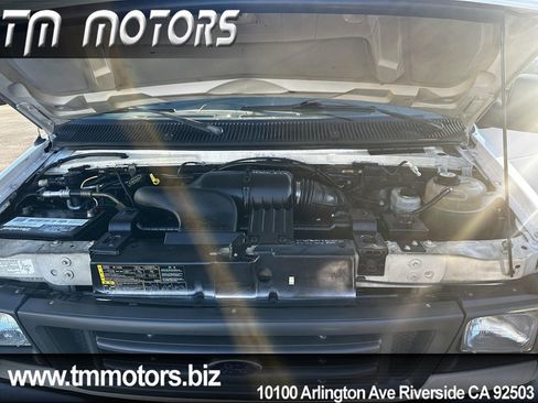 Used 2004 Ford E-350 and Econoline 350 XL image 19