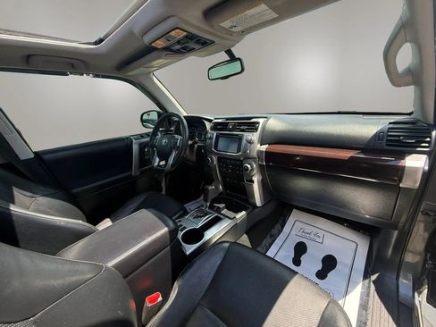 Used 2017 Toyota 4Runner Limited RWD image 12