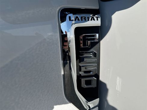 Used 2019 Ford F250 Lariat w/ Lariat Ultimate Package image 27