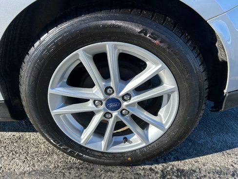 Used 2016 Ford Focus SE image 17