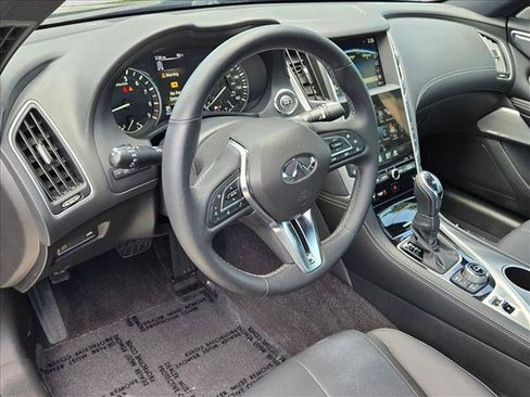 Used 2022 INFINITI Q60 3.0t Luxe w/ Essential Package RWD image 9