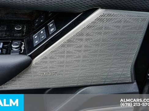 Used 2023 Land Rover Range Rover Velar S AWD/4WD image 50