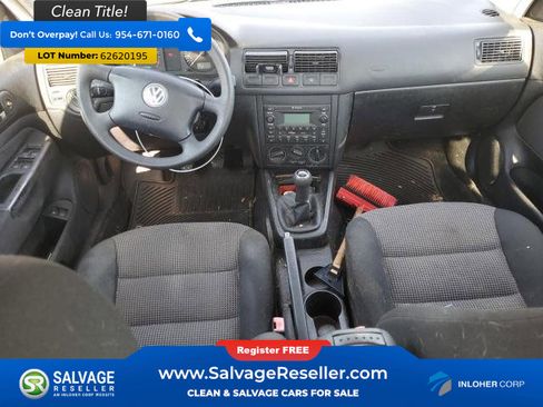 Used 2005 Volkswagen Golf GLS image 11