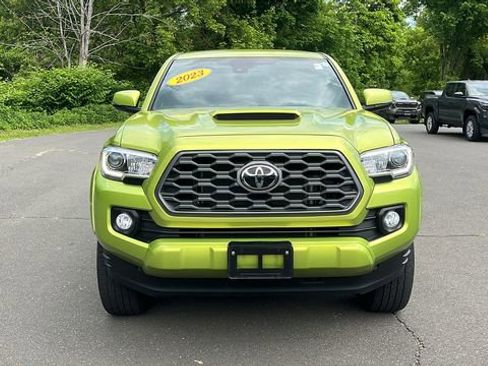 Certified 2023 Toyota Tacoma TRD Sport AWD/4WD image 2