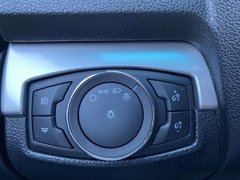 Used 2016 Ford Explorer XLT w/ Equipment Group 202A image 43