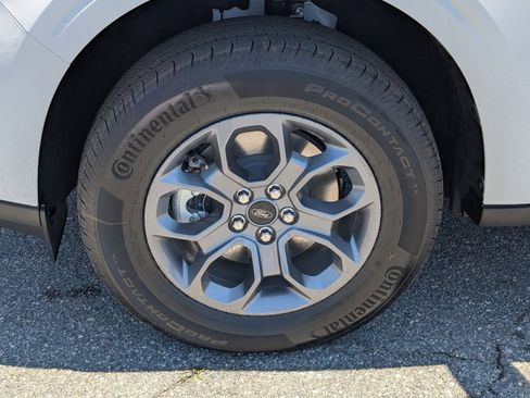 New 2026 Ford Maverick XLT FWD image 13