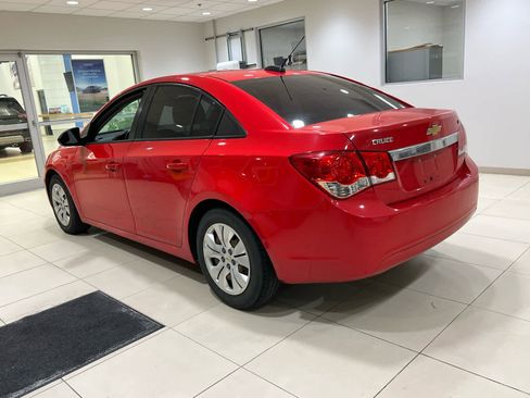 Used 2015 Chevrolet Cruze LS image 5