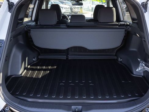 Used 2026 Toyota RAV4 SE AWD/4WD image 8