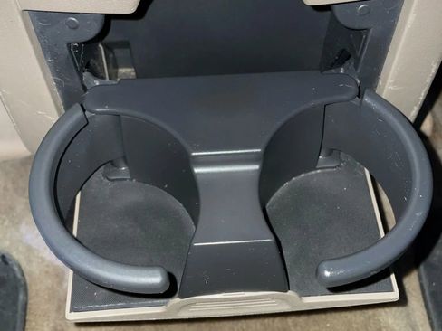 Used 2014 Nissan Frontier SV image 20