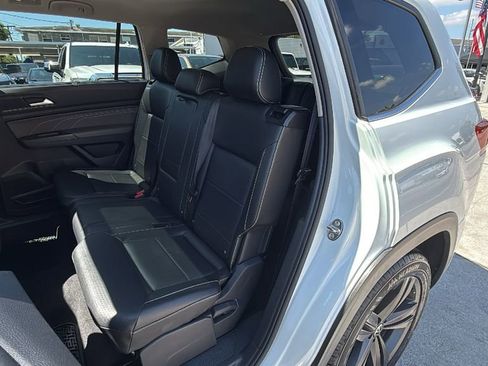 Used 2022 Volkswagen Atlas SEL R-Line AWD/4WD image 26