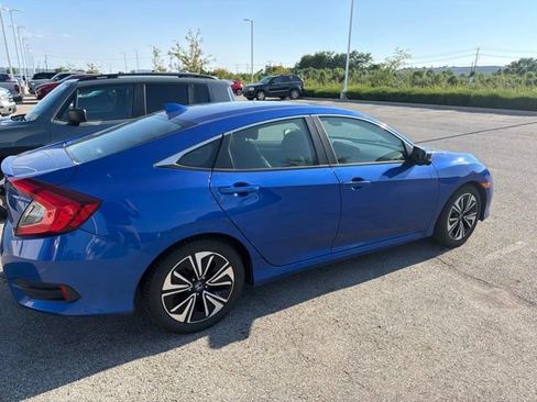 Used 2016 Honda Civic EX-L image 4