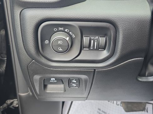 Used 2025 RAM 1500 Laramie w/ Laramie Southwest Edition AWD/4WD image 28