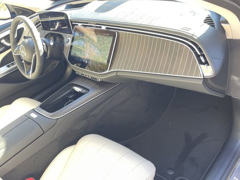 New 2026 Mercedes-Benz E 350 4MATIC Sedan image 43