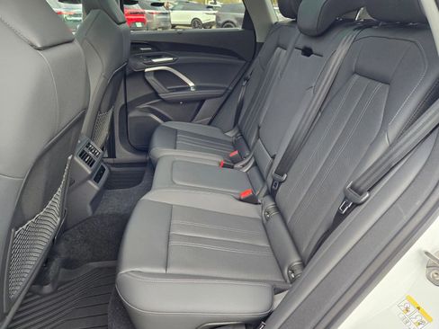 Used 2025 Audi Q5 Premium Plus AWD/4WD image 9