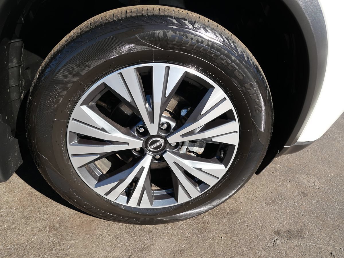 Used 2023 Nissan Rogue SV AWD/4WD image 34