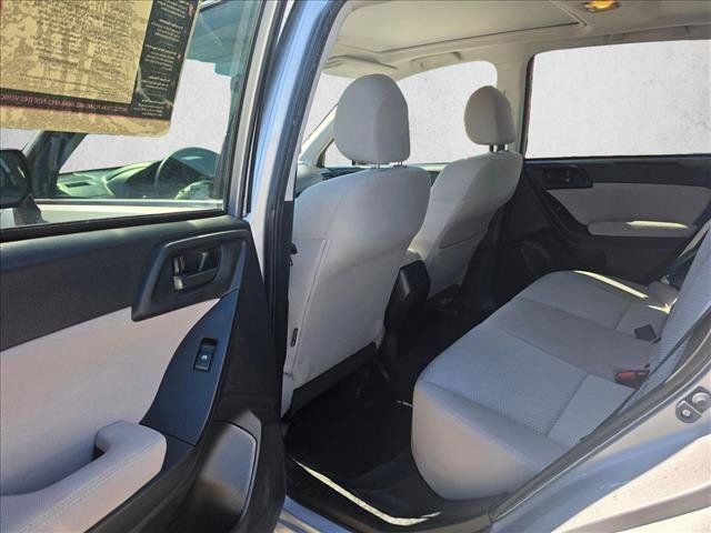 Used 2015 Subaru Forester 2.5i Premium w/ All-Weather Package AWD/4WD image 16