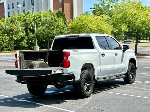 Used 2020 Chevrolet Silverado 1500 LT Trail Boss AWD/4WD image 18