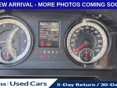 Used 2018 RAM 2500 Tradesman w/ Chrome Appearance Group AWD/4WD image 16