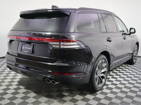 New 2026 Lincoln Aviator AWD w/ Jet Appearance Package image 6