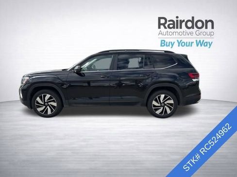 Used 2024 Volkswagen Atlas SE AWD/4WD image 4