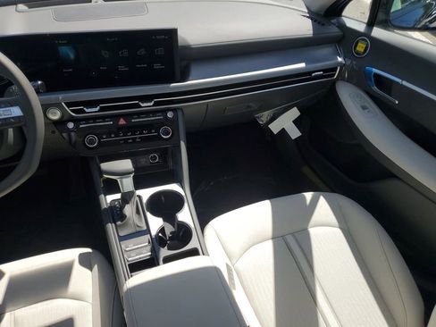 New 2025 Hyundai Sonata SE image 16
