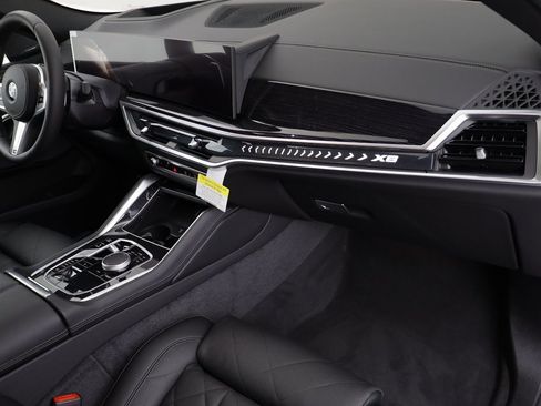 New 2026 BMW X6 xDrive40i w/ Climate Comfort Package image 20