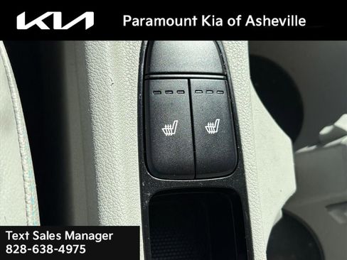Used 2019 Kia Niro EX FWD image 14