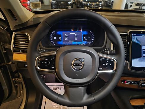 Certified 2023 Volvo XC90 B6 Plus w/ Protection Package Premier AWD/4WD image 18