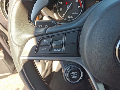 Used 2019 Alfa Romeo Giulia Ti Sport w/ Quick Order Package 22S Sport image 19