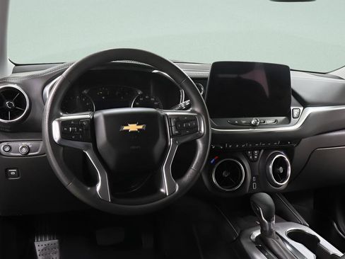 Used 2024 Chevrolet Blazer LT w/ Convenience Package AWD/4WD image 9