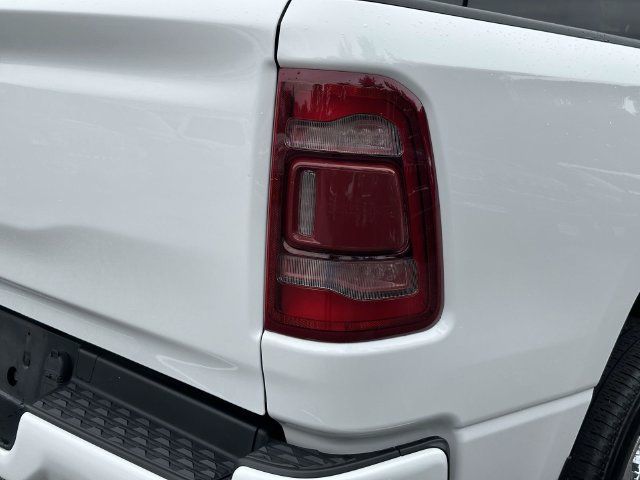 Used 2023 RAM 1500 Laramie AWD/4WD image 11