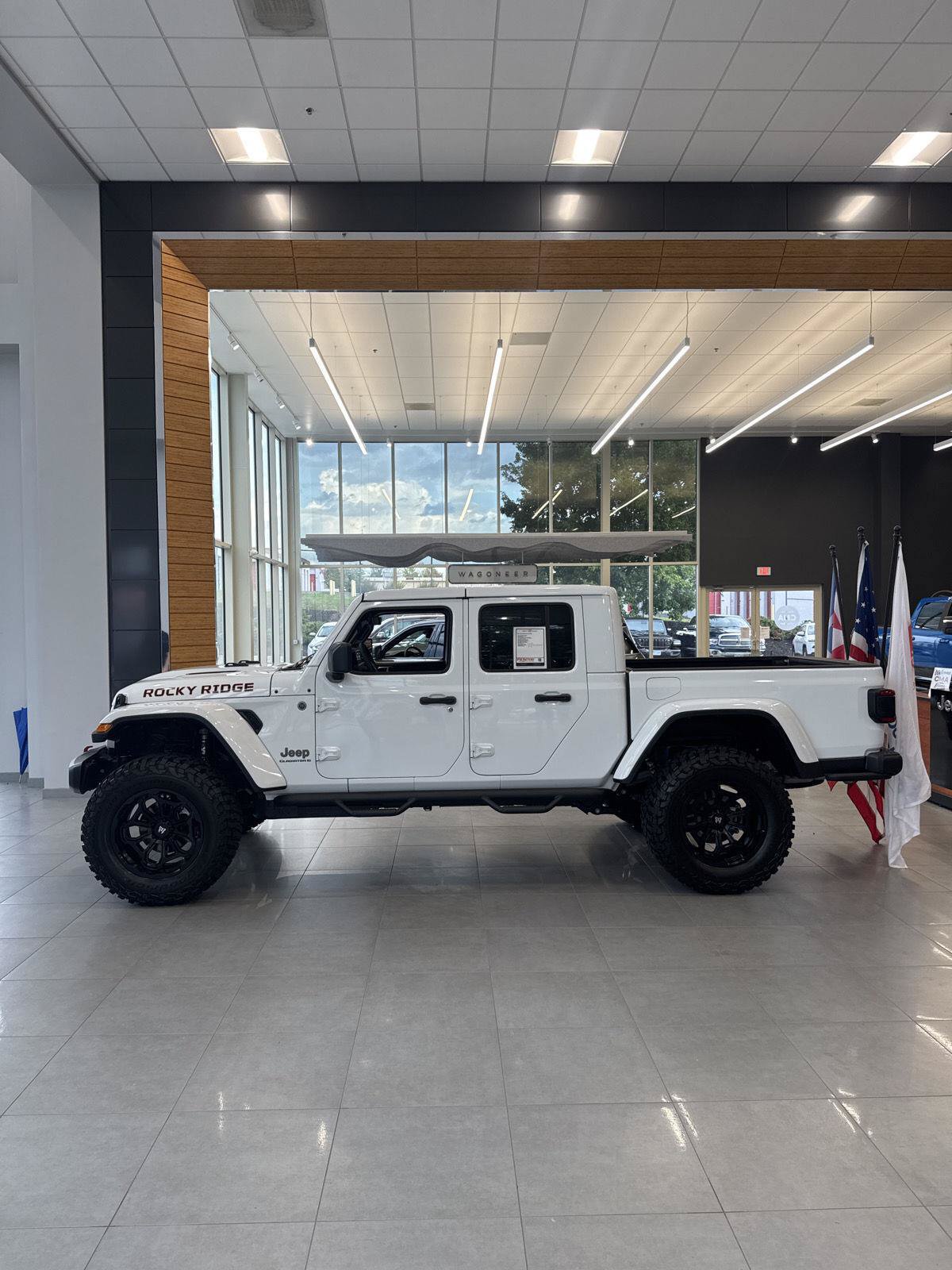 New 2026 Jeep Gladiator Rubicon w/ Technology Group AWD/4WD image 2