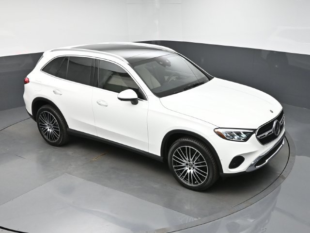Used 2027 Mercedes-Benz GLC 300 image 42