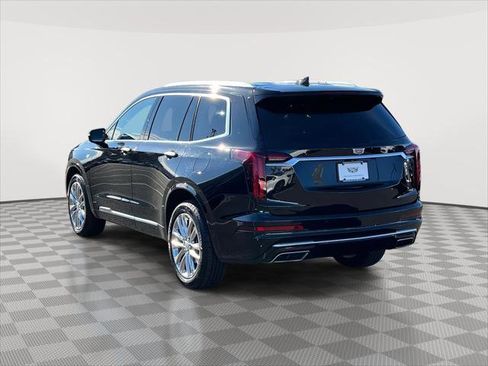 Used 2024 Cadillac XT6 Premium Luxury image 7