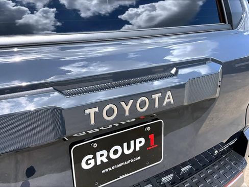 Used 2026 Toyota 4Runner Limited AWD/4WD image 30