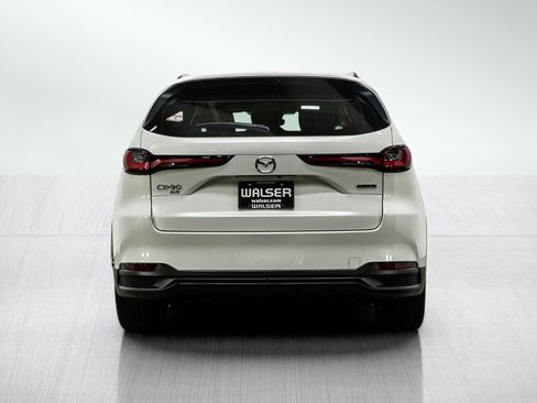 Certified 2024 MAZDA CX-90 3.3 Turbo w/ Preferred Plus AWD/4WD image 4